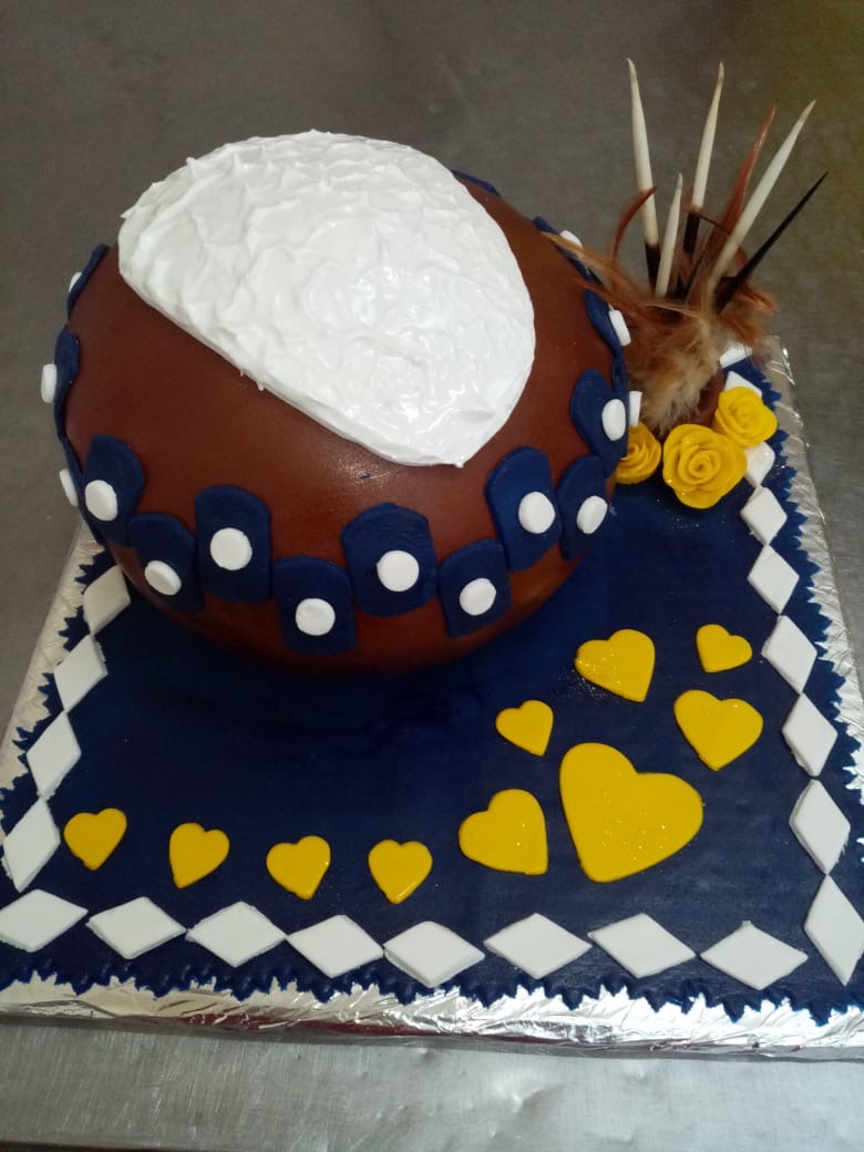 Traditional Clay Pot Lobola Cake