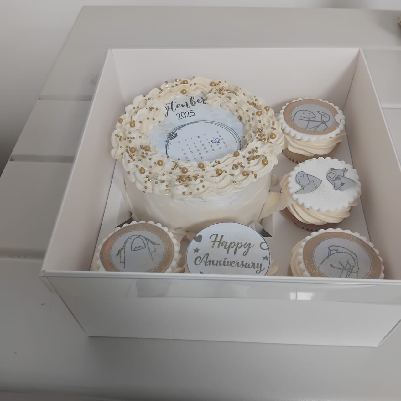 Anniversary Cake & Cupcake Box